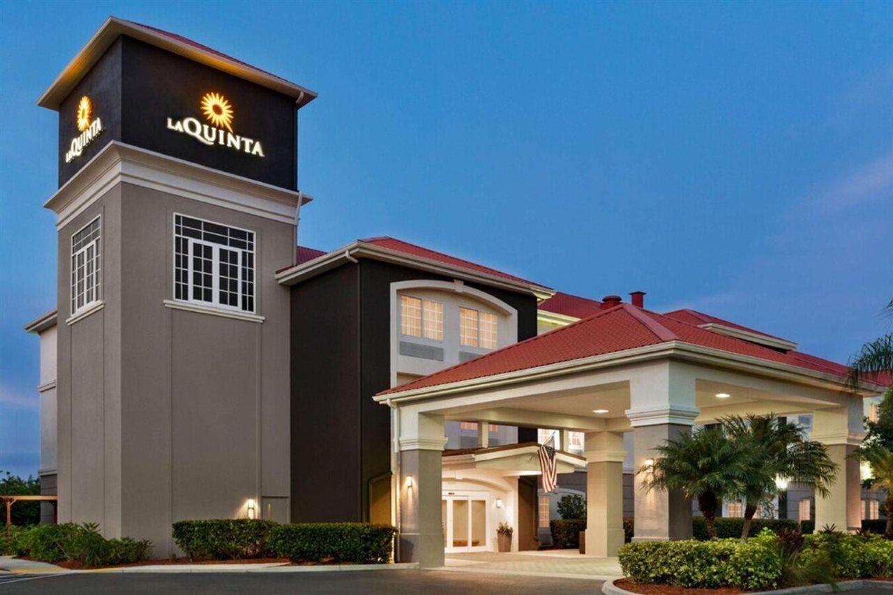 Comfort Inn & Suites Port Charlotte-Punta Gorda Kültér fotó